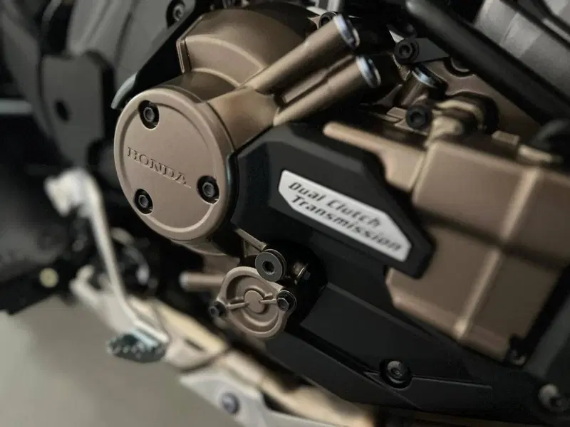 Honda Africa Twin CRF 1100L Adventure Sports DCT (2022 - 23) (4)