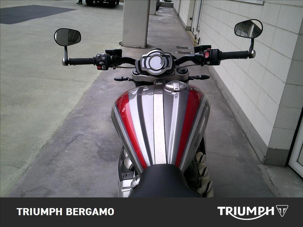 Triumph Rocket 3 R (2021 - 24) (4)