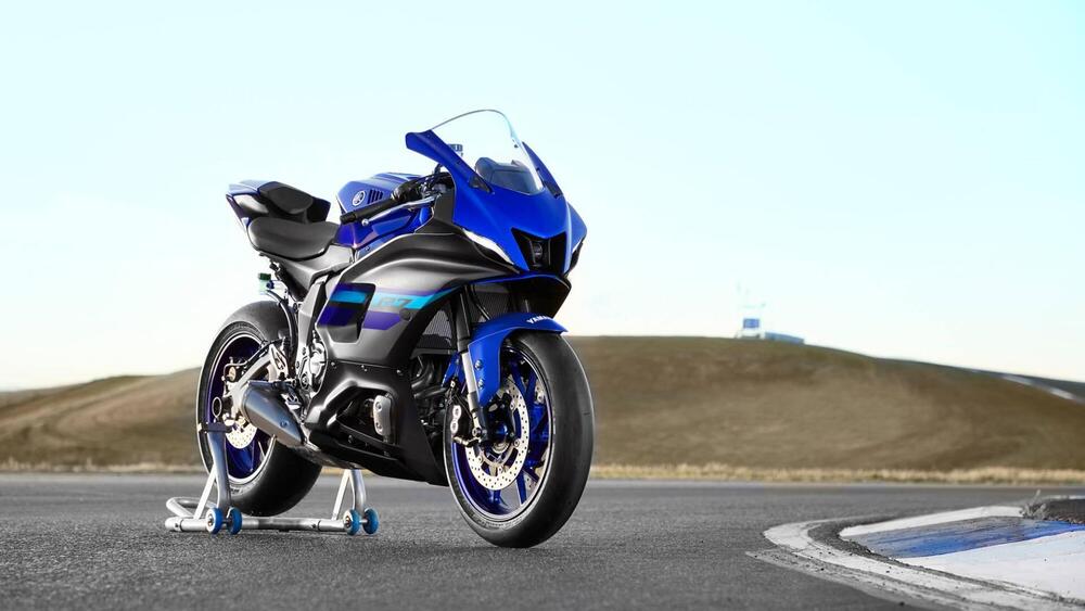 Yamaha YZF R7 (2021 - 24) (4)