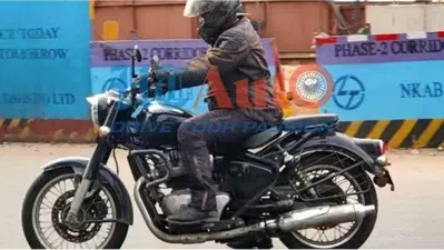 Super Bullet o Super Classic? Ci sono nuove foto spia di una Royal Enfield 650