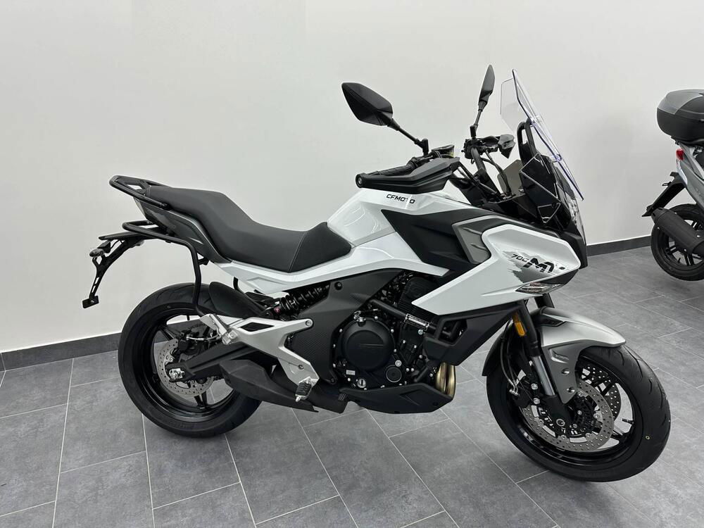 CFMOTO 700MT (2024) (2)