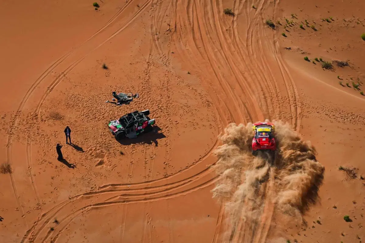 Dakar 24. D6. 48H #1. Sainz Demonio, Brabec consistent [GALLERY] (12)