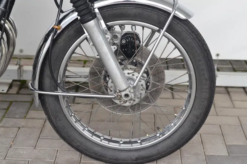 Honda CB 750 Four K1 (4)
