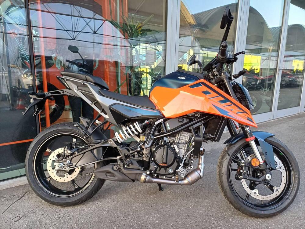 KTM 125 Duke (2024)