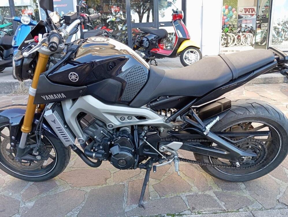 Yamaha MT-09 ABS (2013 - 15) (2)