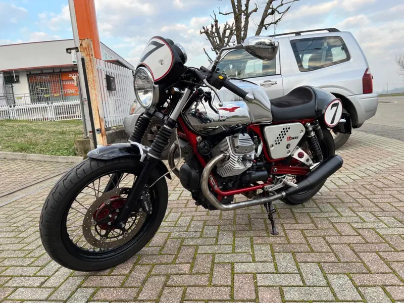 Moto Guzzi V7 Racer (2012 - 14) (7)