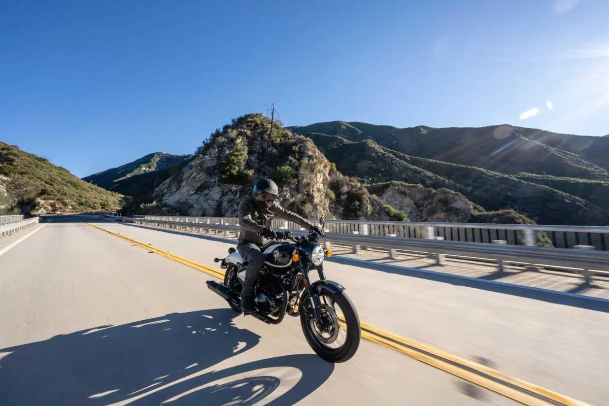 Royal Enfield Shotgun 650 TEST: Coast to Coast, spendendo il giusto. Impressioni di guida e prezzo [VIDEO E GALLERY] (18)