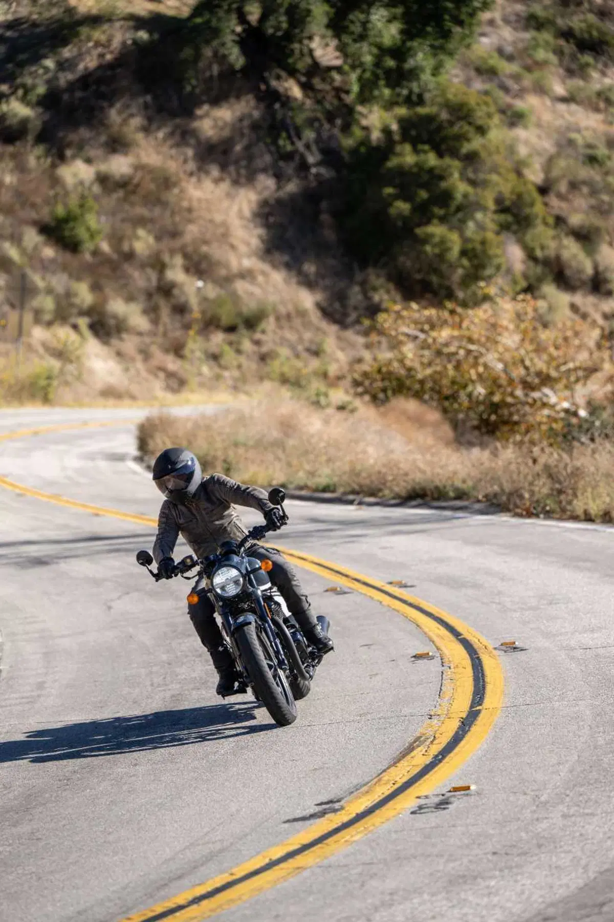 Royal Enfield Shotgun 650 TEST: Coast to Coast, spendendo il giusto. Impressioni di guida e prezzo [VIDEO E GALLERY] (25)