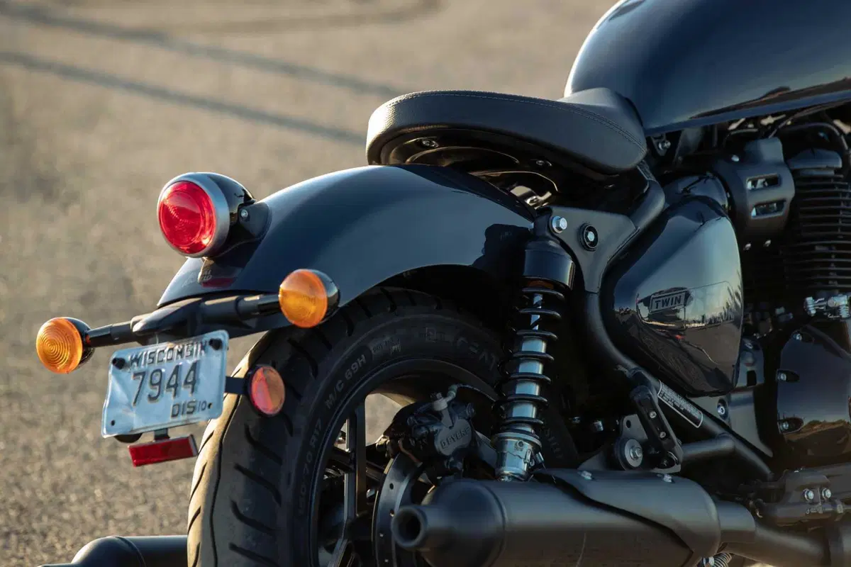 Royal Enfield Shotgun 650 TEST: Coast to Coast, spendendo il giusto. Impressioni di guida e prezzo [VIDEO E GALLERY] (5)