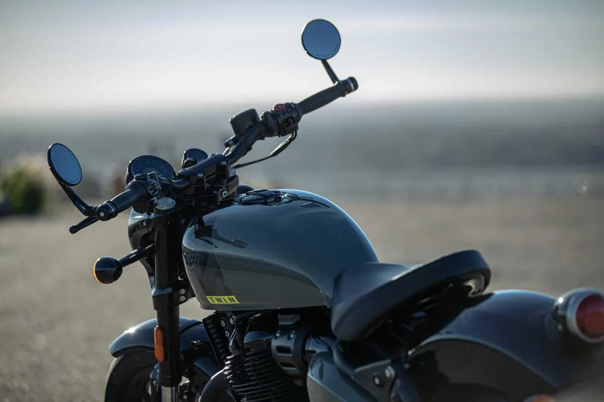Royal Enfield Shotgun 650 TEST: Coast to Coast, spendendo il giusto. Impressioni di guida e prezzo [VIDEO E GALLERY] (8)