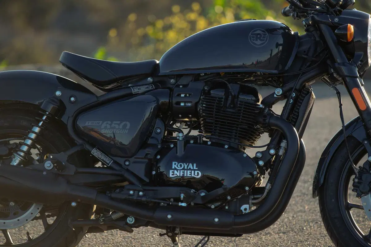 Royal Enfield Shotgun 650 TEST: Coast to Coast, spendendo il giusto. Impressioni di guida e prezzo [VIDEO E GALLERY] (10)