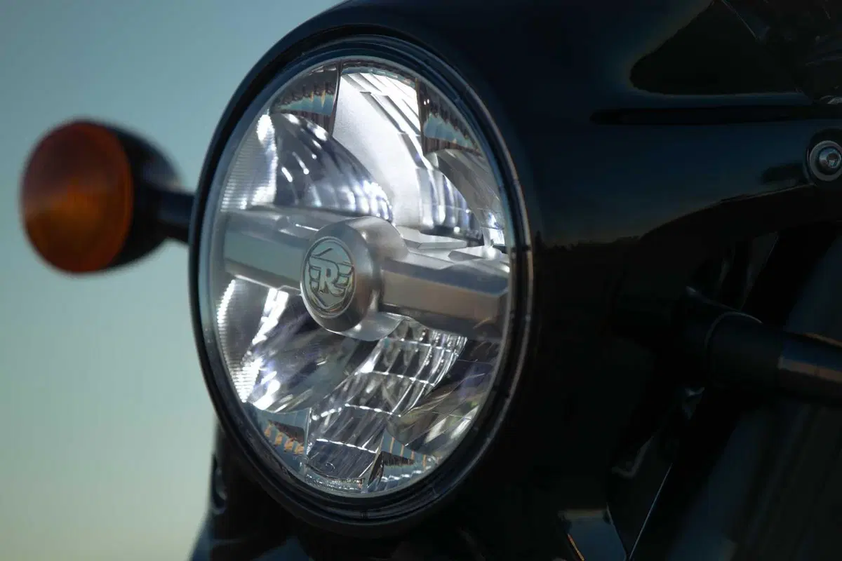 Royal Enfield Shotgun 650 TEST: Coast to Coast, spendendo il giusto. Impressioni di guida e prezzo [VIDEO E GALLERY] (16)