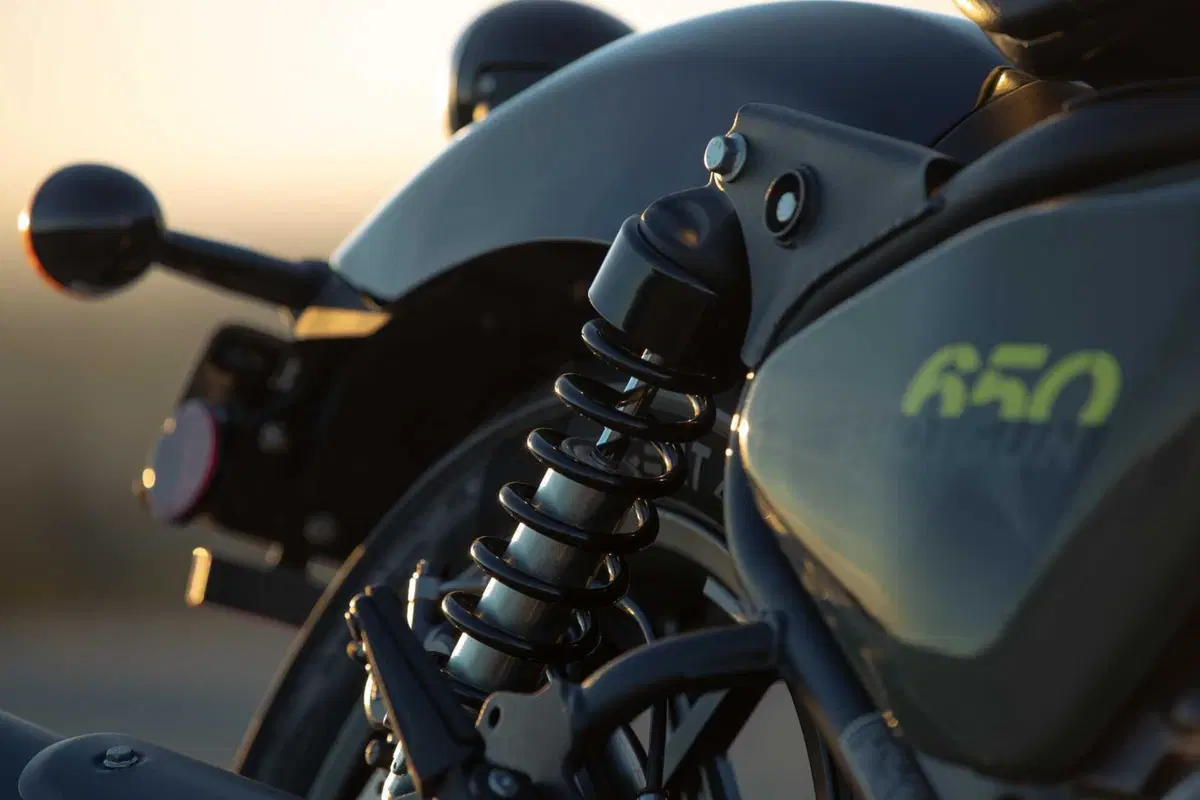 Royal Enfield Shotgun 650 TEST: Coast to Coast, spendendo il giusto. Impressioni di guida e prezzo [VIDEO E GALLERY] (38)