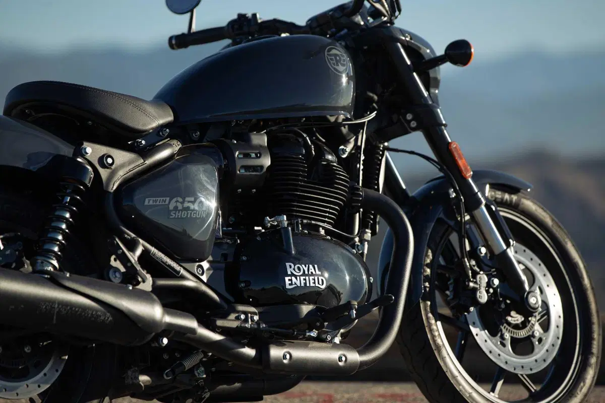 Royal Enfield Shotgun 650 TEST: Coast to Coast, spendendo il giusto. Impressioni di guida e prezzo [VIDEO E GALLERY] (42)