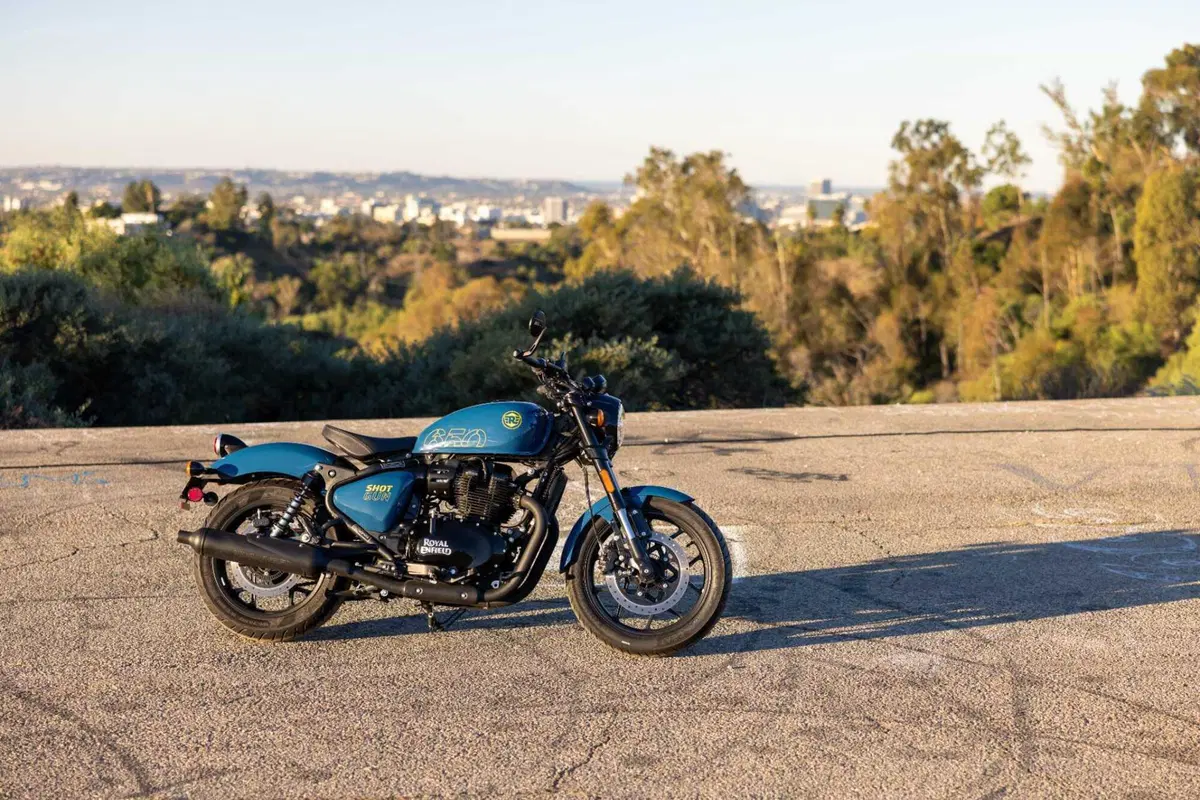 Royal Enfield Shotgun 650 TEST: Coast to Coast, spendendo il giusto. Impressioni di guida e prezzo [VIDEO E GALLERY] (5)