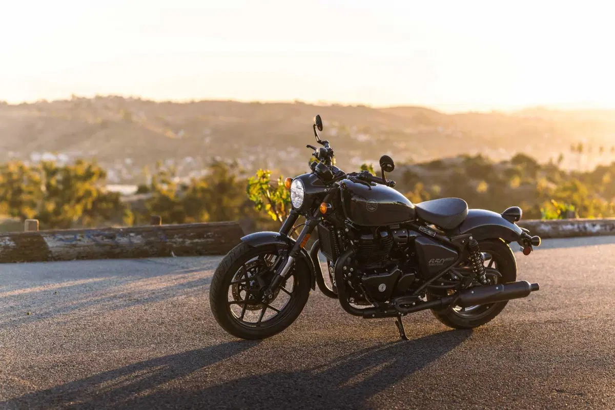 Royal Enfield Shotgun 650 TEST: Coast to Coast, spendendo il giusto. Impressioni di guida e prezzo [VIDEO E GALLERY] (8)