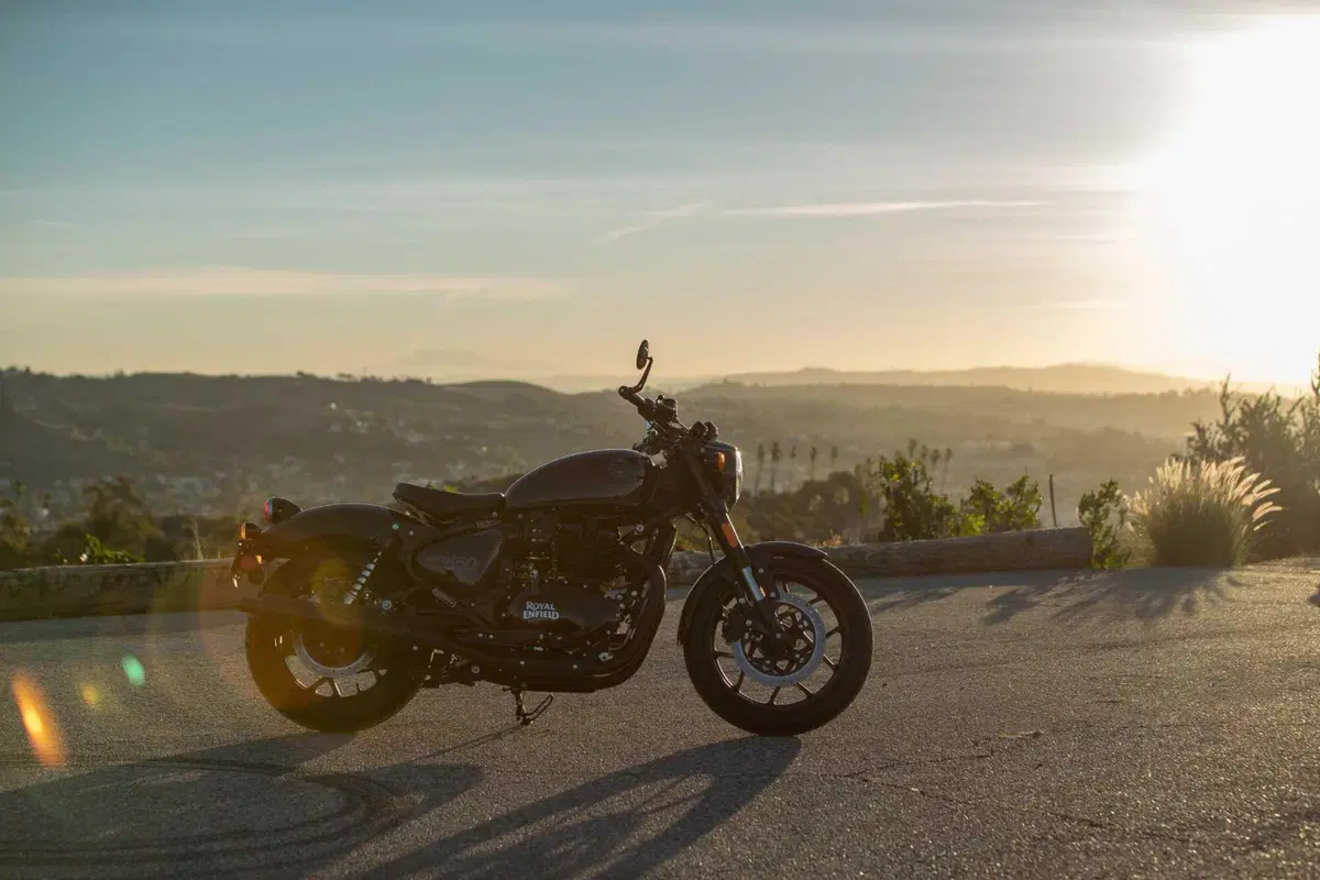 Royal Enfield Shotgun 650 TEST: Coast to Coast, spendendo il giusto. Impressioni di guida e prezzo [VIDEO E GALLERY] (16)