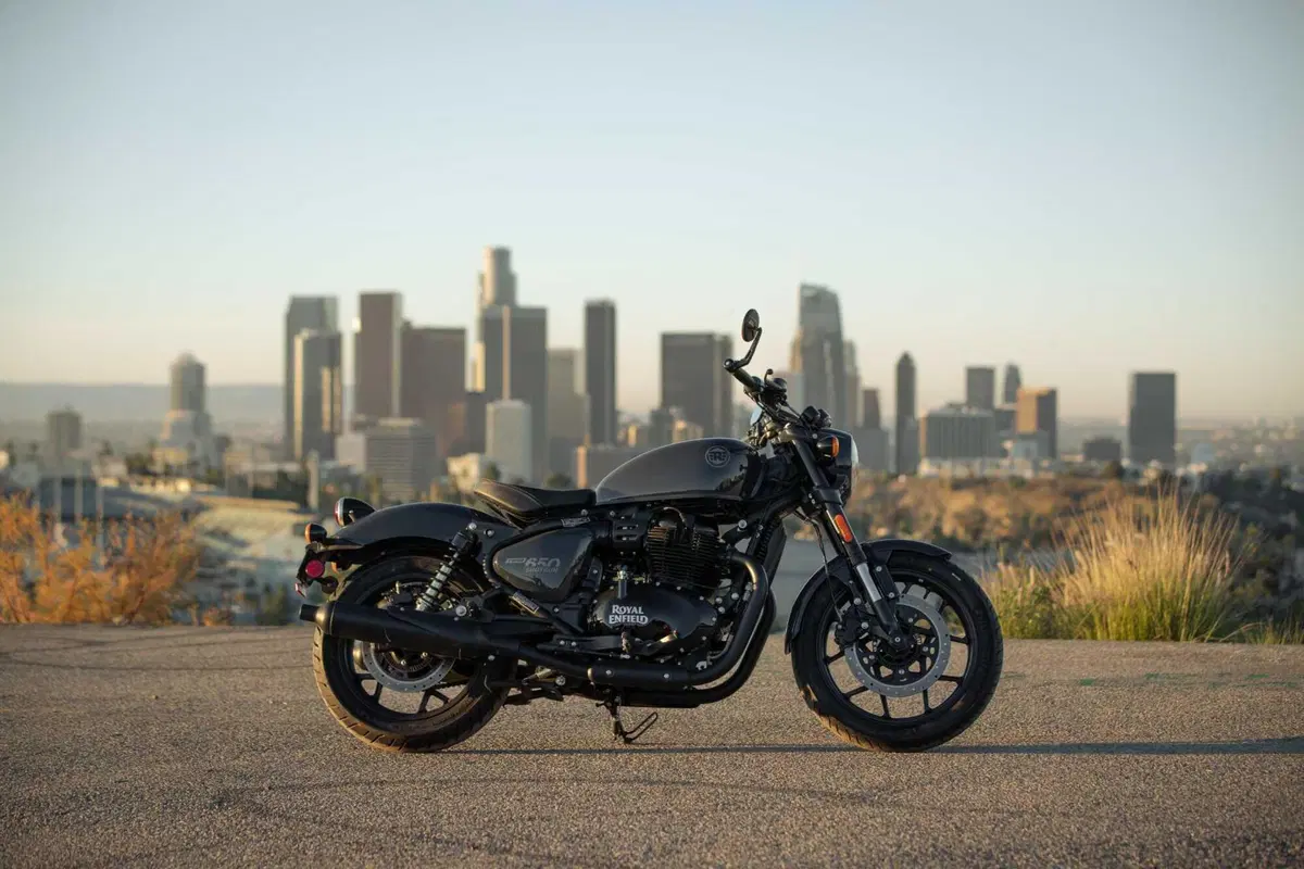 Royal Enfield Shotgun 650 TEST: Coast to Coast, spendendo il giusto. Impressioni di guida e prezzo [VIDEO E GALLERY] (25)
