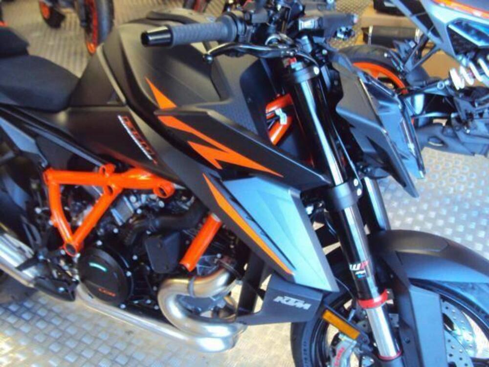 KTM 1390 Super Duke R (2024) (5)