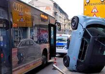 Minicar si ribalta per un sorpasso azzardato, curioso incidente a Milano