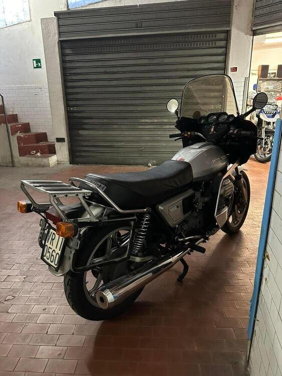 Moto Guzzi 1000 SP (3)