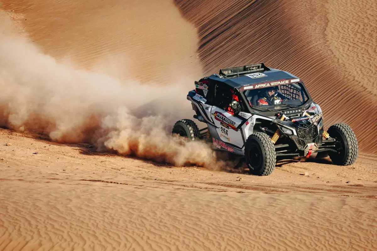 Africa Eco Race D3. Botturi in carena (18)