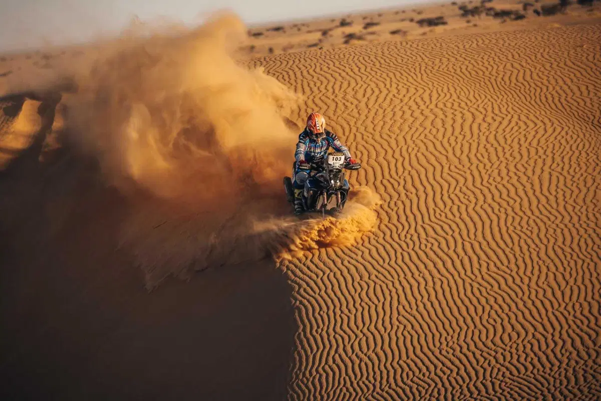 Africa Eco Race D9. Giallo Botturi a Chinguetti, siamo oltre il limite! [VIDEO e GALLERY] (4)