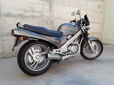 Honda NTV 650 (1988 - 01) usata