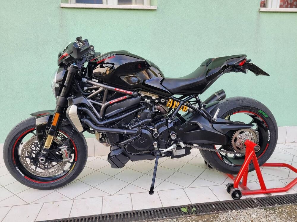 Ducati Monster 1200 R (2016 - 19) (5)