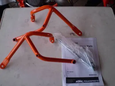 9061296814404 KIT DI BARRE DI PROTEZIONE DUKE 125 Ktm