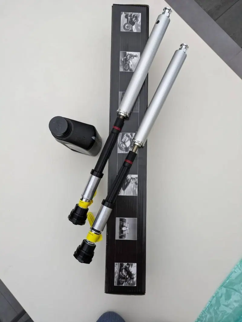 Ohlins Tracer 9 Öhlins (4)