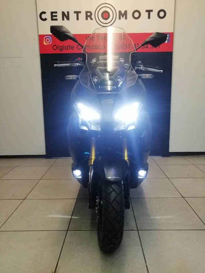 Kl Brera X 300 (2022 - 24) (11)