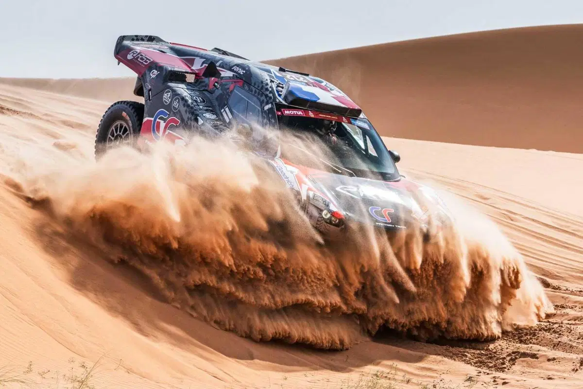 Dakar 24. S9. Al Ula. Attacco Honda, protezione Audi [GALLERY] (14)