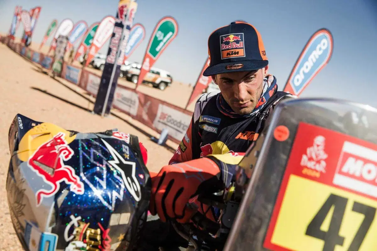 Dakar 24. S9. Al Ula. Attacco Honda, protezione Audi [GALLERY] (15)