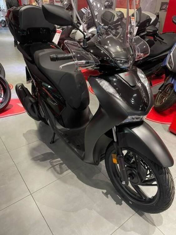 Honda SH 150i Sport (2022 - 24) (2)