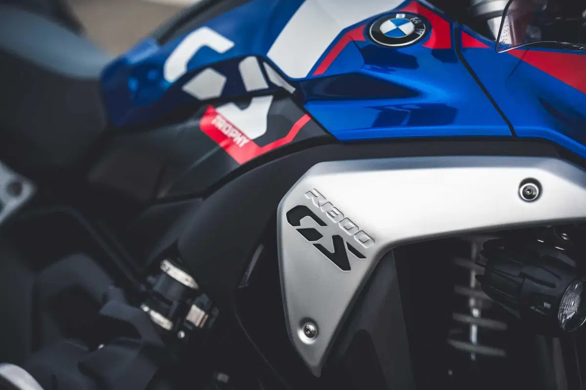 BMW R1300GS VS R1250GS, la SFIDA! Velocità, accelerazione, peso, consumi: tutta la verità [VIDEO] (24)