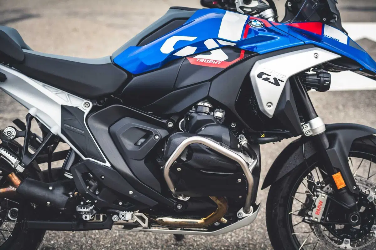 BMW R1300GS VS R1250GS, la SFIDA! Velocità, accelerazione, peso, consumi: tutta la verità [VIDEO] (26)