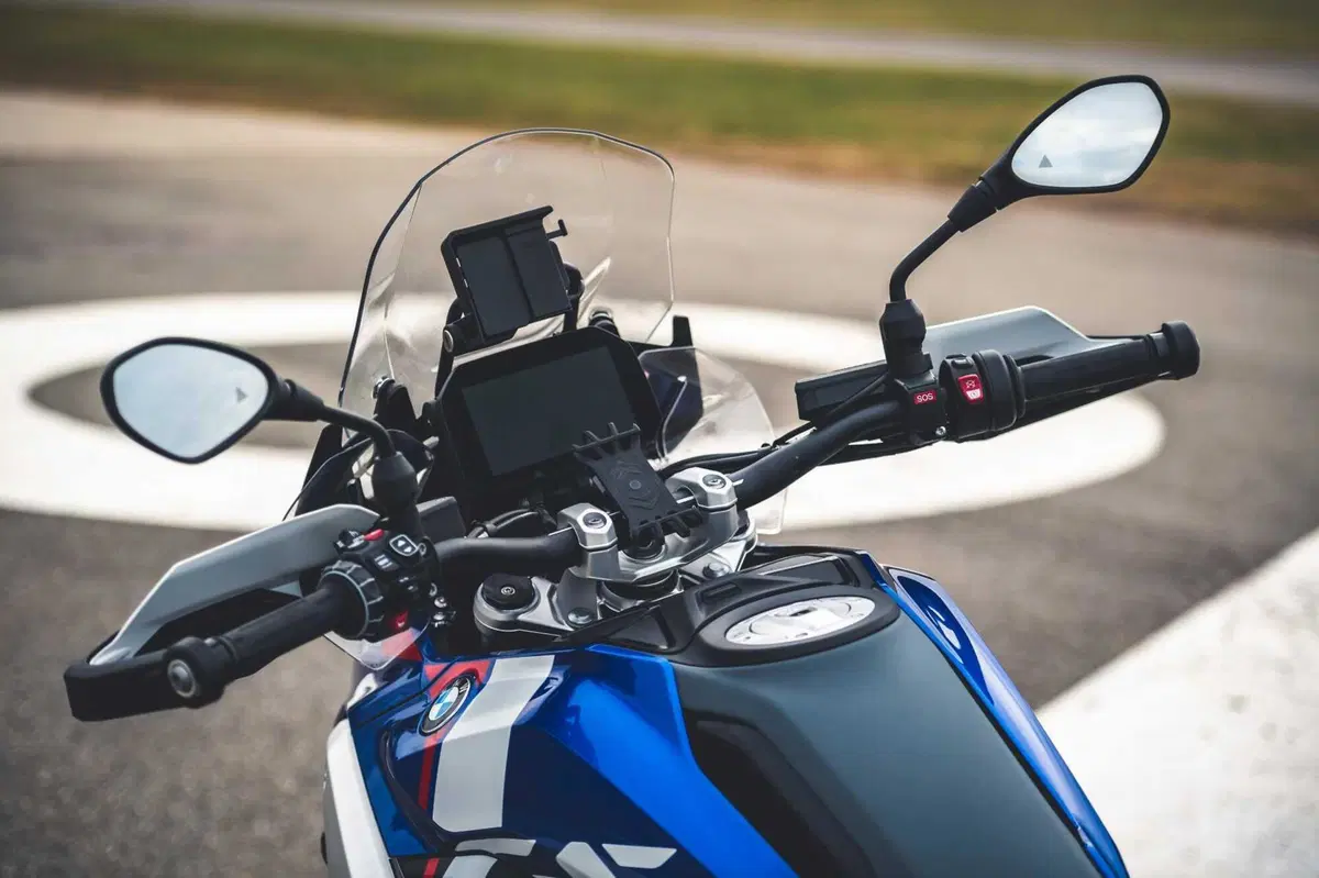 BMW R1300GS VS R1250GS, la SFIDA! Velocità, accelerazione, peso, consumi: tutta la verità [VIDEO] (32)
