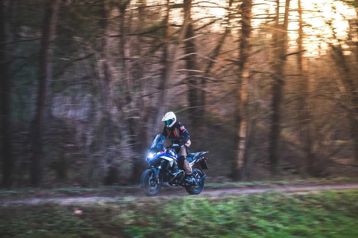 BMW R1300GS VS R1250GS, la SFIDA! Velocità, accelerazione, peso, consumi: tutta la verità [VIDEO] (80)