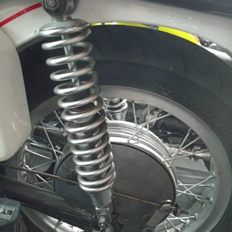 Moto Guzzi v 7 (4)