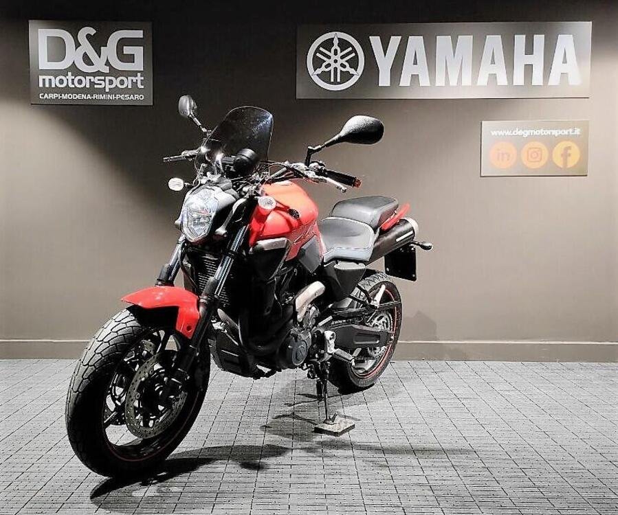 Yamaha MT-03 (2006 -14) (4)