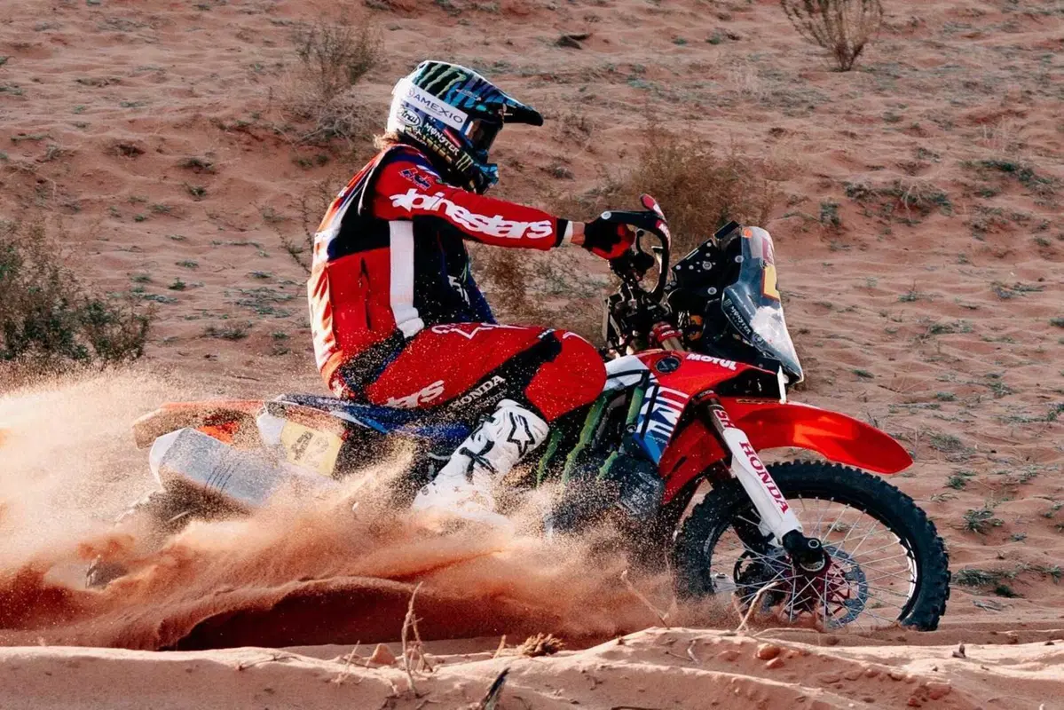 Dakar 24. S10. Al Ula. Affondo Honda? Auto: doppio colpo di scena [GALLERY e VIDEO] (17)