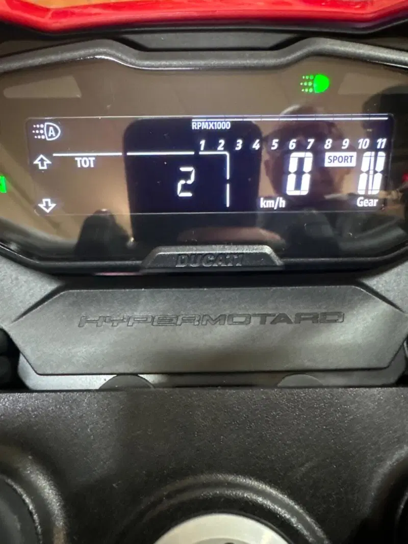 Ducati Hypermotard 698 Mono (2024 - 26) (4)