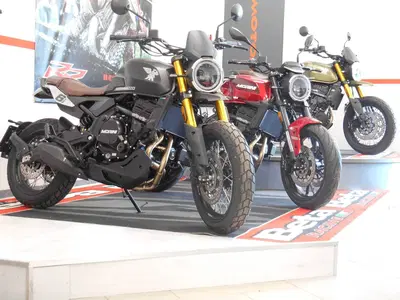Moto Morini SEIEMMEZZO STR (2022 - 26) nuova
