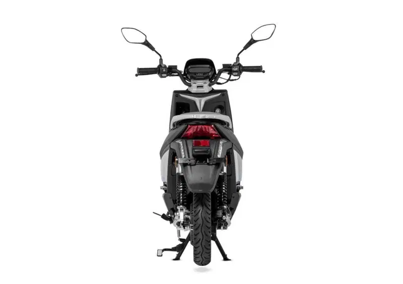Lifan E3 E3+ (2021 - 26) (4)