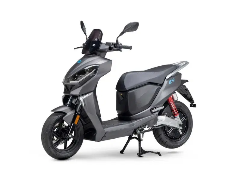 Lifan E4 E4 L1e Doppia Batteria (2021 - 26) (7)