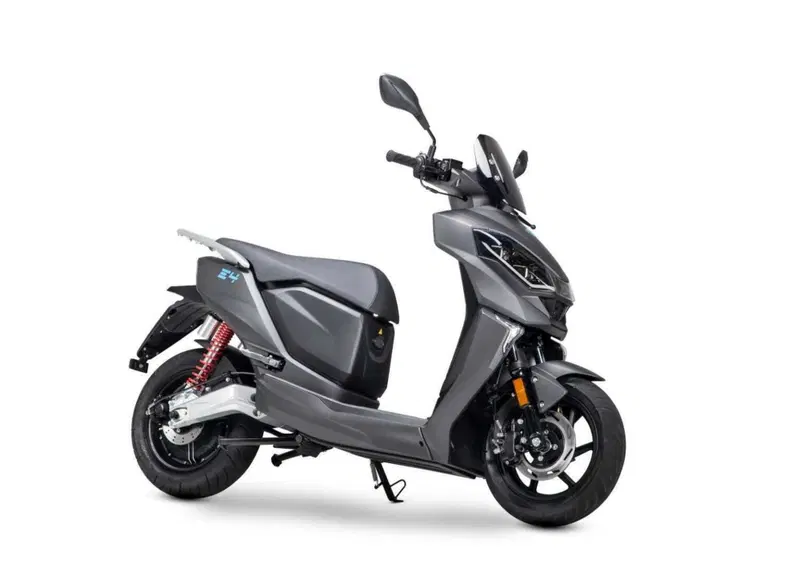Lifan E4 E4 L1e Doppia Batteria (2021 - 26) (9)