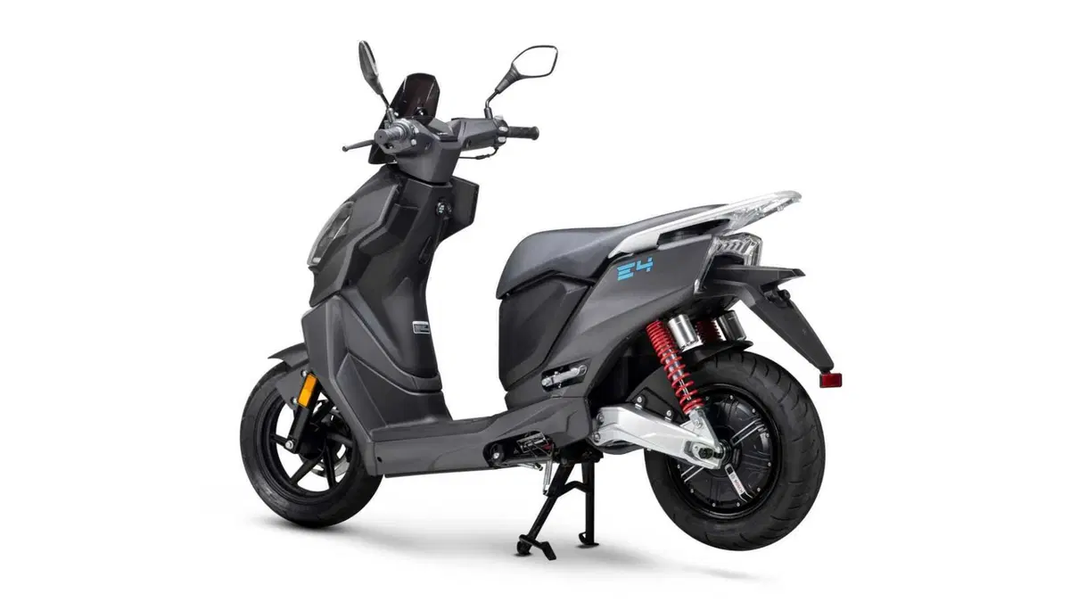Lifan E4 E4 L3e Doppia Batteria (2021 - 26) (5)