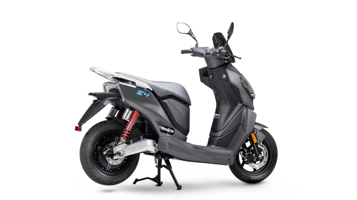 Lifan E4 E4 L3e Doppia Batteria (2021 - 26) (3)