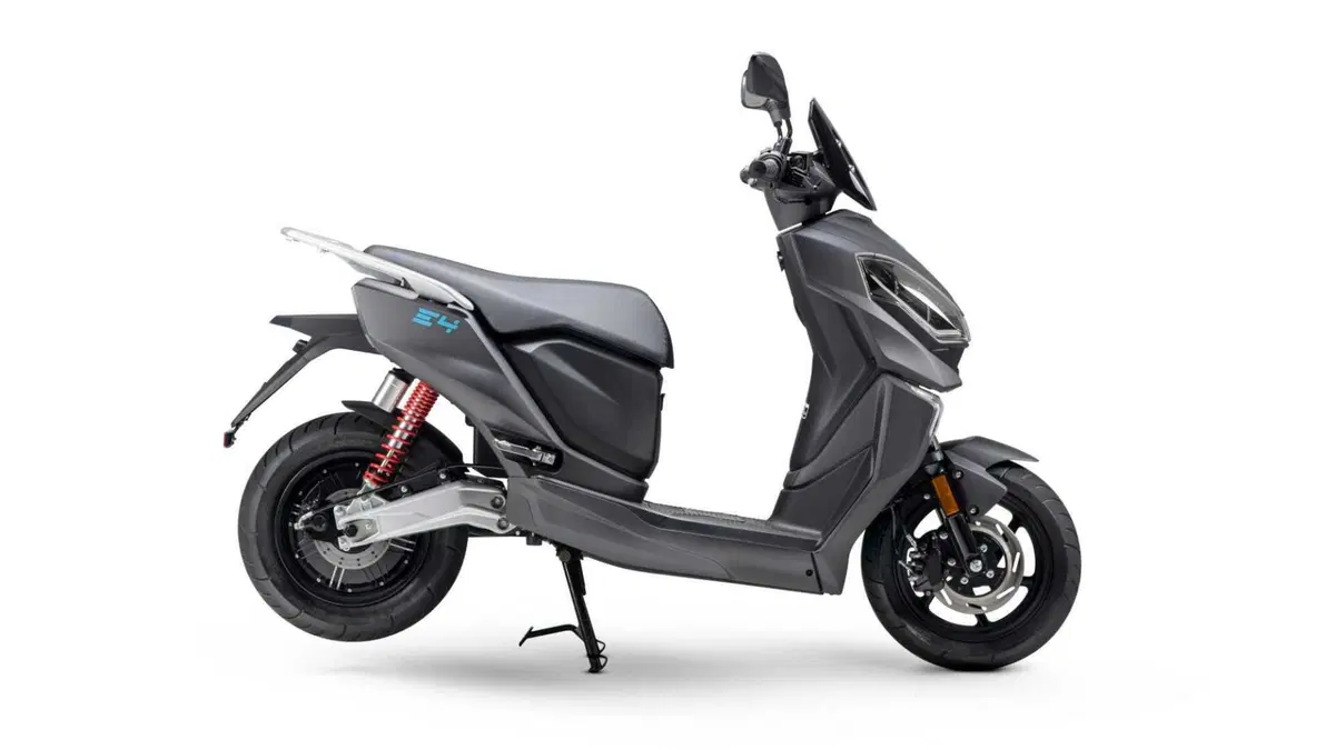 Lifan E4 E4 L3e Doppia Batteria (2021 - 26) (2)